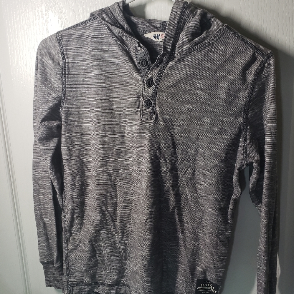 EUC H&M Boys hoodie shirt material